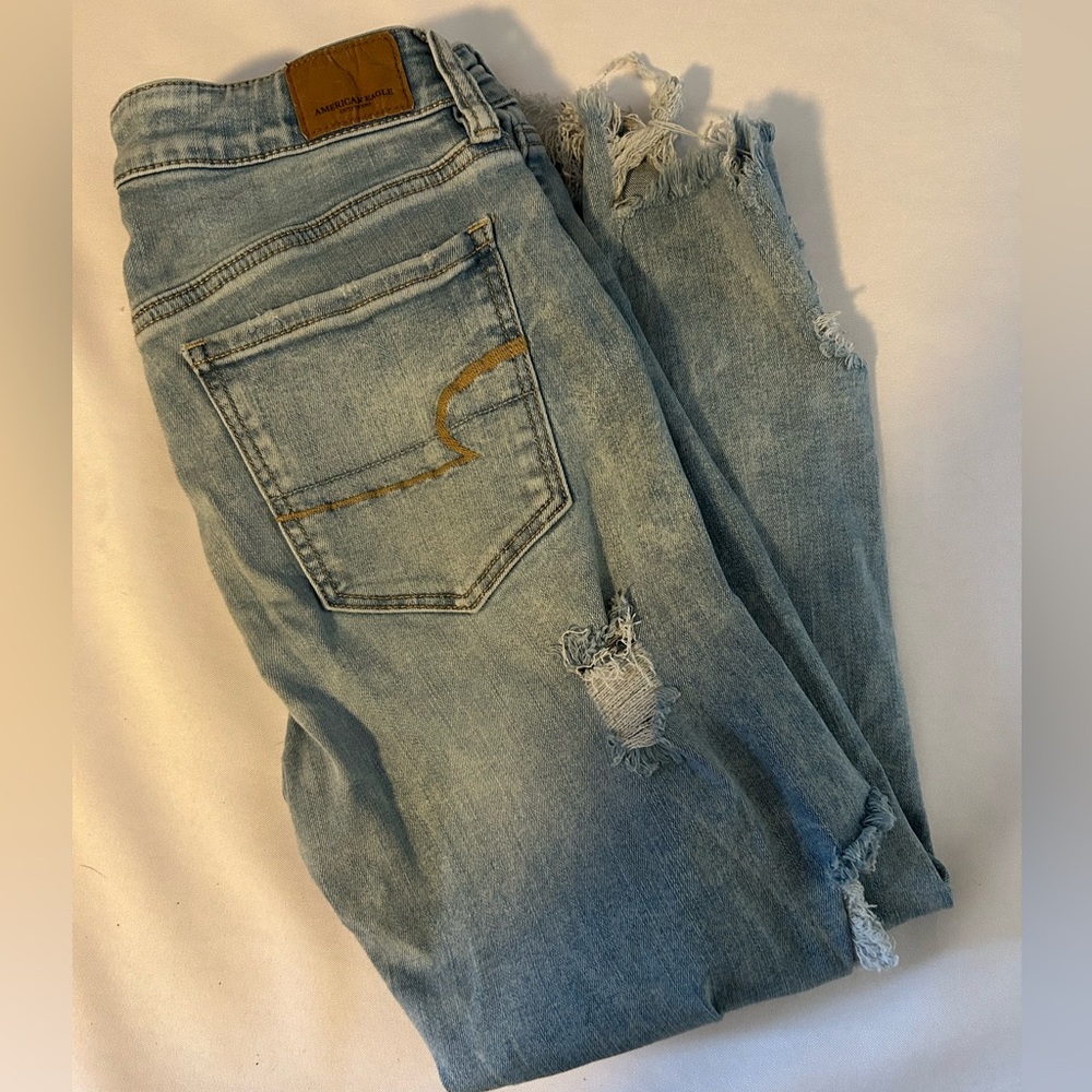 American Eagle Outfitters Light Blue Boyfriend Jeans